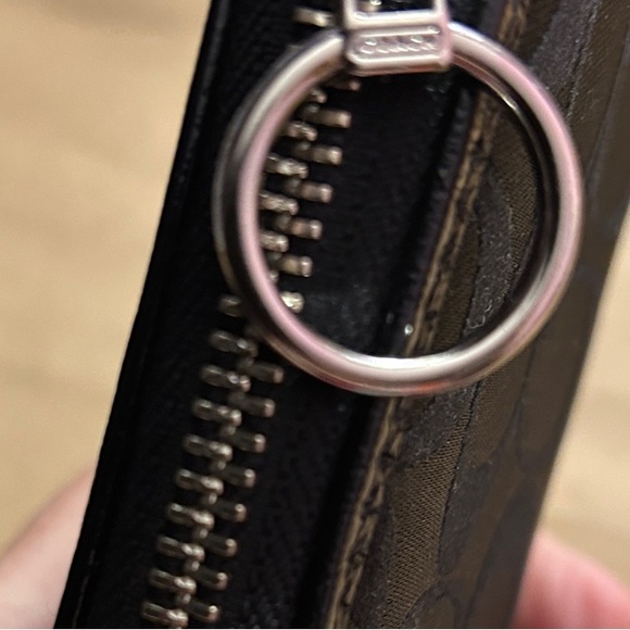 Coach Poppy  Zip-Around Long Wallet in Signature Jacquard EUC - Picture 7 of 12
